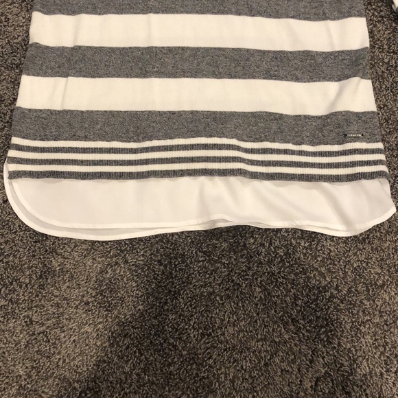 Calvin Klein women’s long sleeved top - Picture 2 of 8